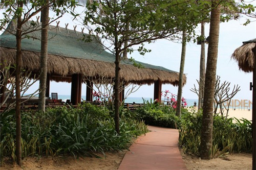 投资小生意好的毛孔细致护肤品加盟店有哪些，细腻毛孔的护肤品