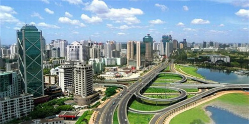 阳江51哪里好玩（阳江哪里有好玩的地方?）